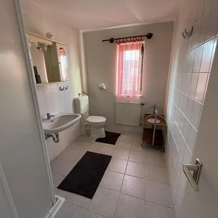 Guest house Hot-l Mini